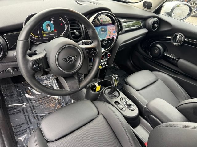 Certified 2024 MINI Cooper SE FWD image 17