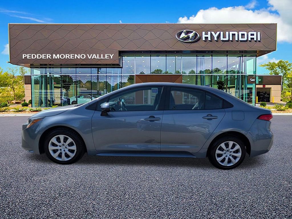 Used 2024 Toyota Corolla LE image 7