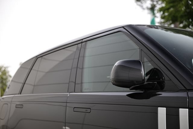 New 2026 Land Rover Range Rover Long Wheelbase Autobiography AWD/4WD image 12