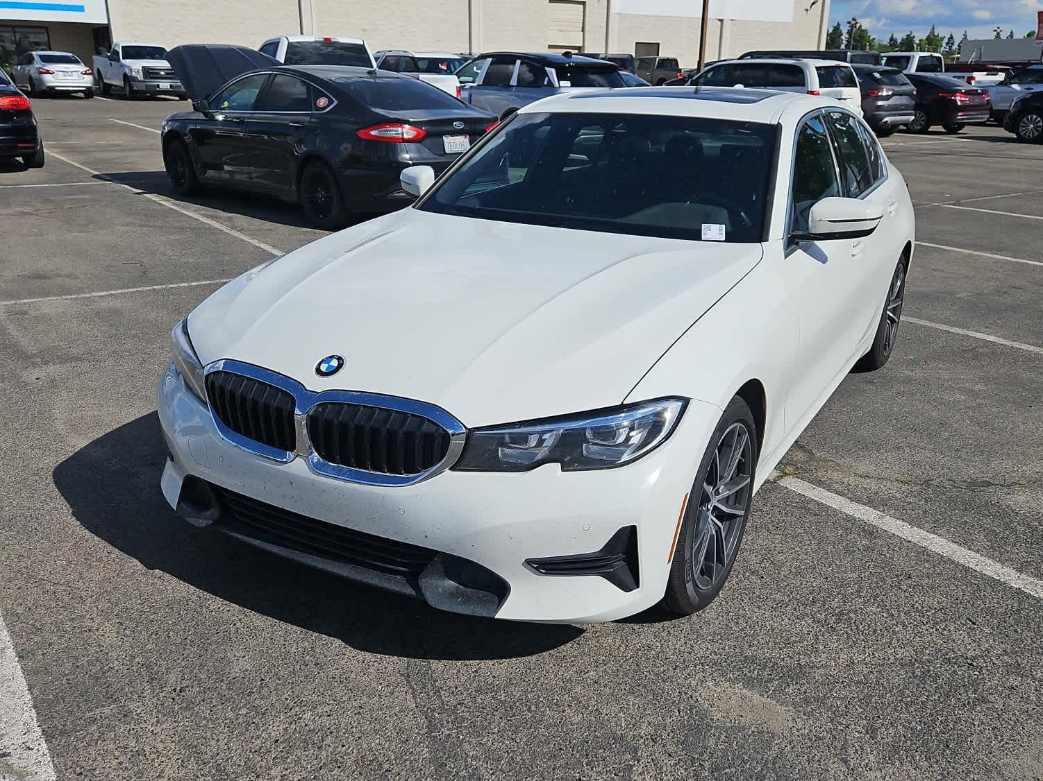 Used 2020 BMW 330i Sedan w/ Driving Assistance Package image 1