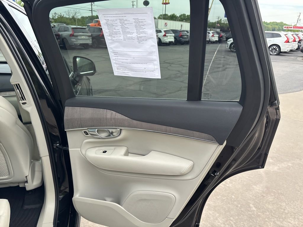 Certified 2023 Volvo XC90 B6 Plus w/ Protection Package Premier AWD/4WD image 38