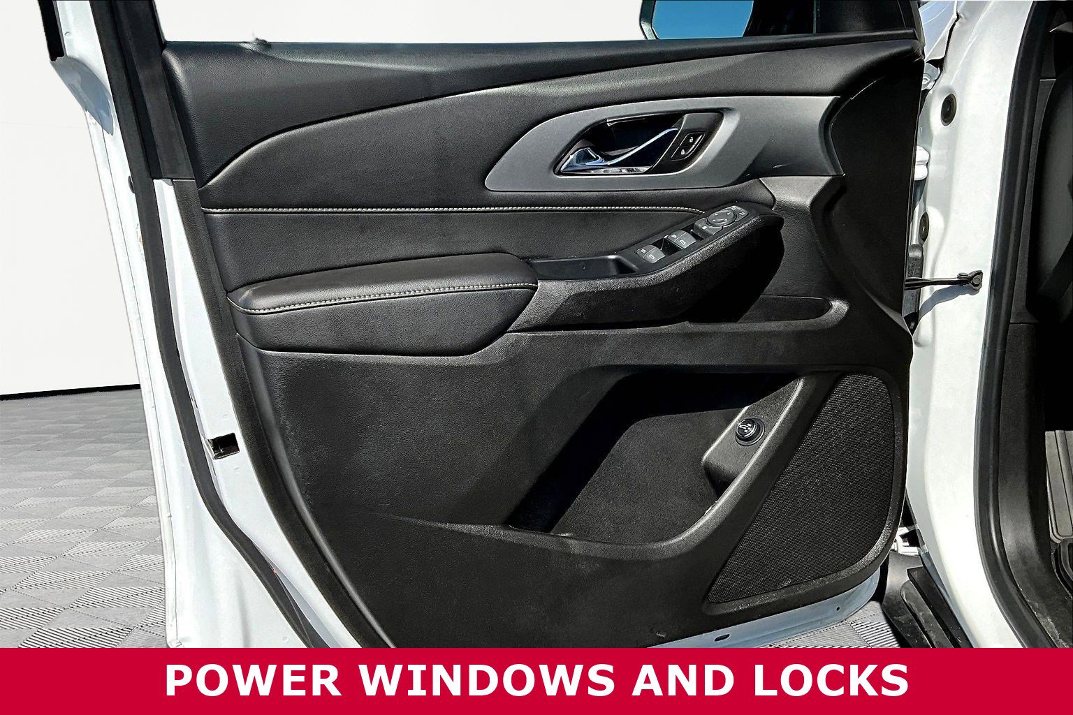 Used 2023 Chevrolet Traverse LT AWD/4WD image 19