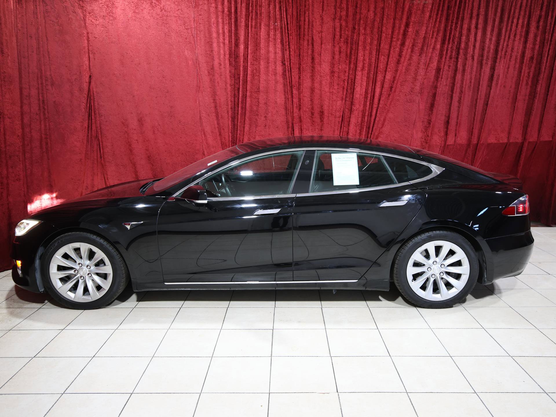 Used 2018 Tesla Model S 75D image 4