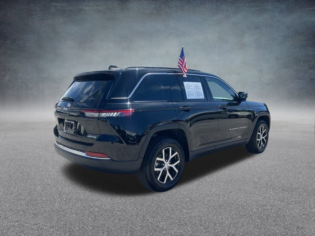 Certified 2024 Jeep Grand Cherokee Limited image 4