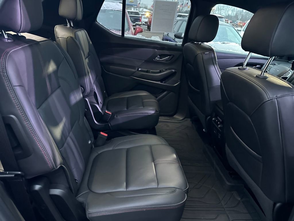 Certified 2023 Chevrolet Traverse RS w/ LPO, Floor Liner Package image 32