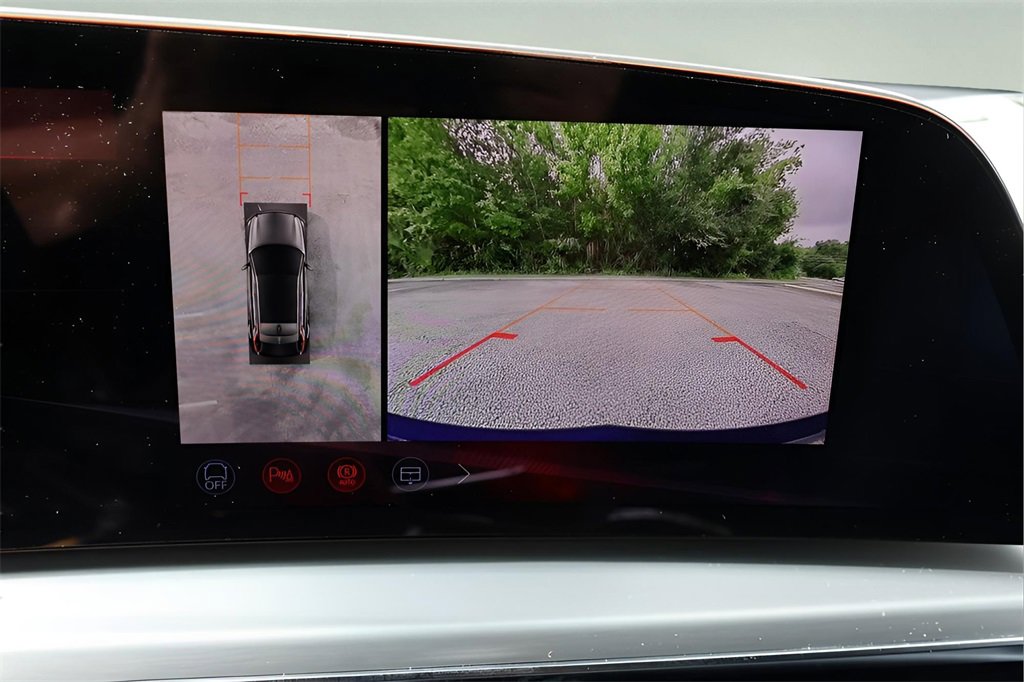 New 2026 Cadillac Lyriq V w/ LPO, Floor Liner Package image 26