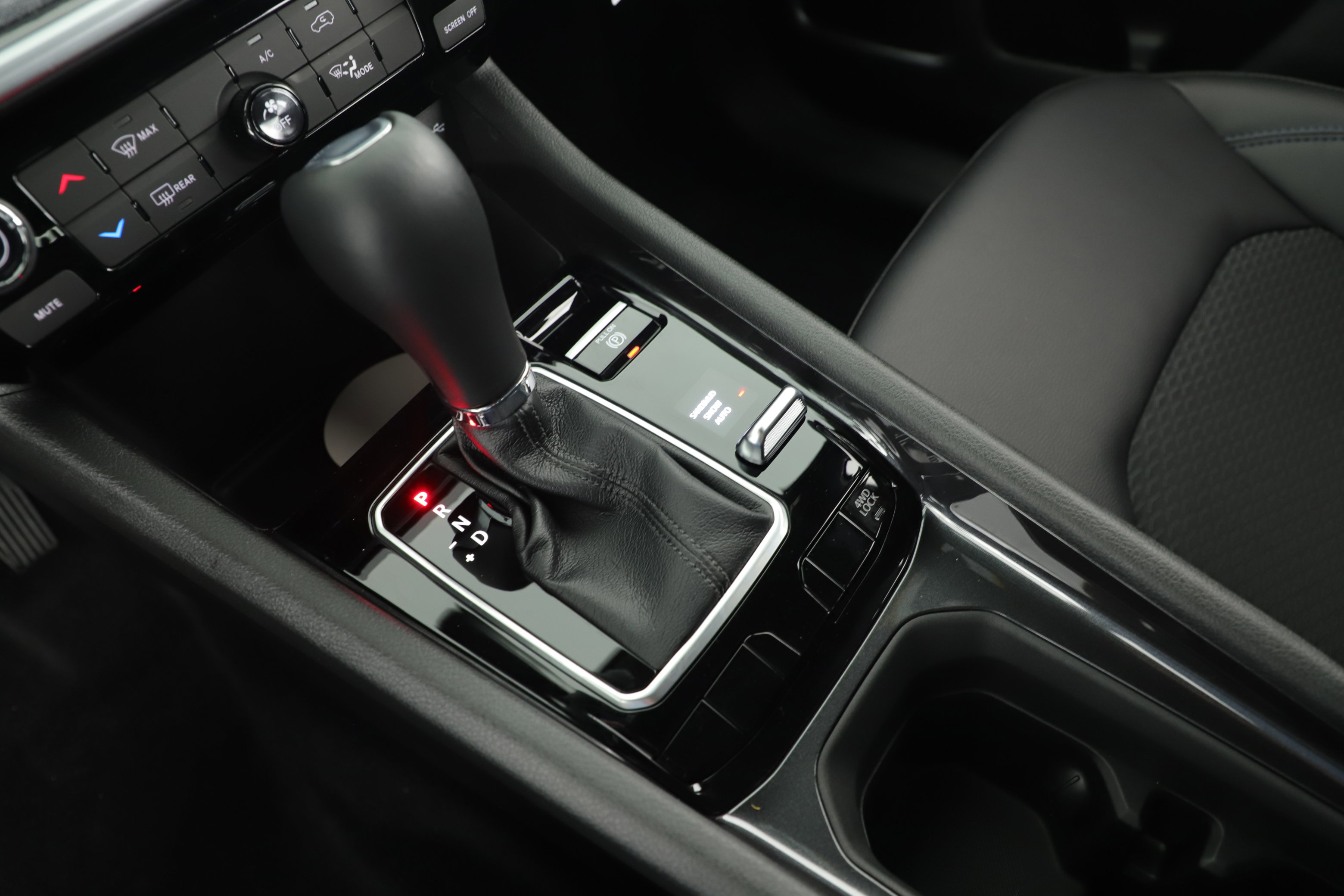 New 2026 Jeep Compass Latitude image 16