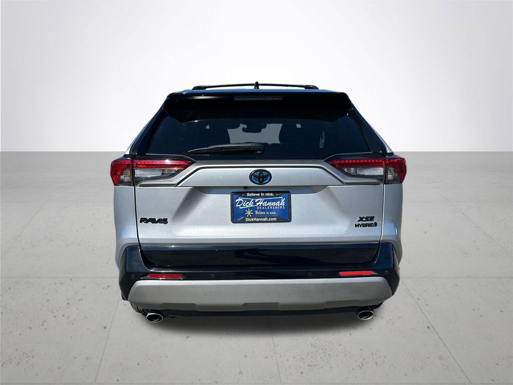 Used 2022 Toyota RAV4 XSE AWD/4WD image 8