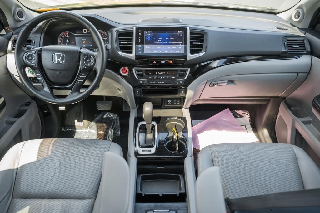 Used 2017 Honda Ridgeline RTL-E image 21