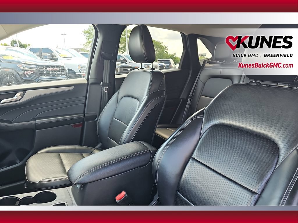 Used 2024 Ford Escape Platinum AWD/4WD image 23