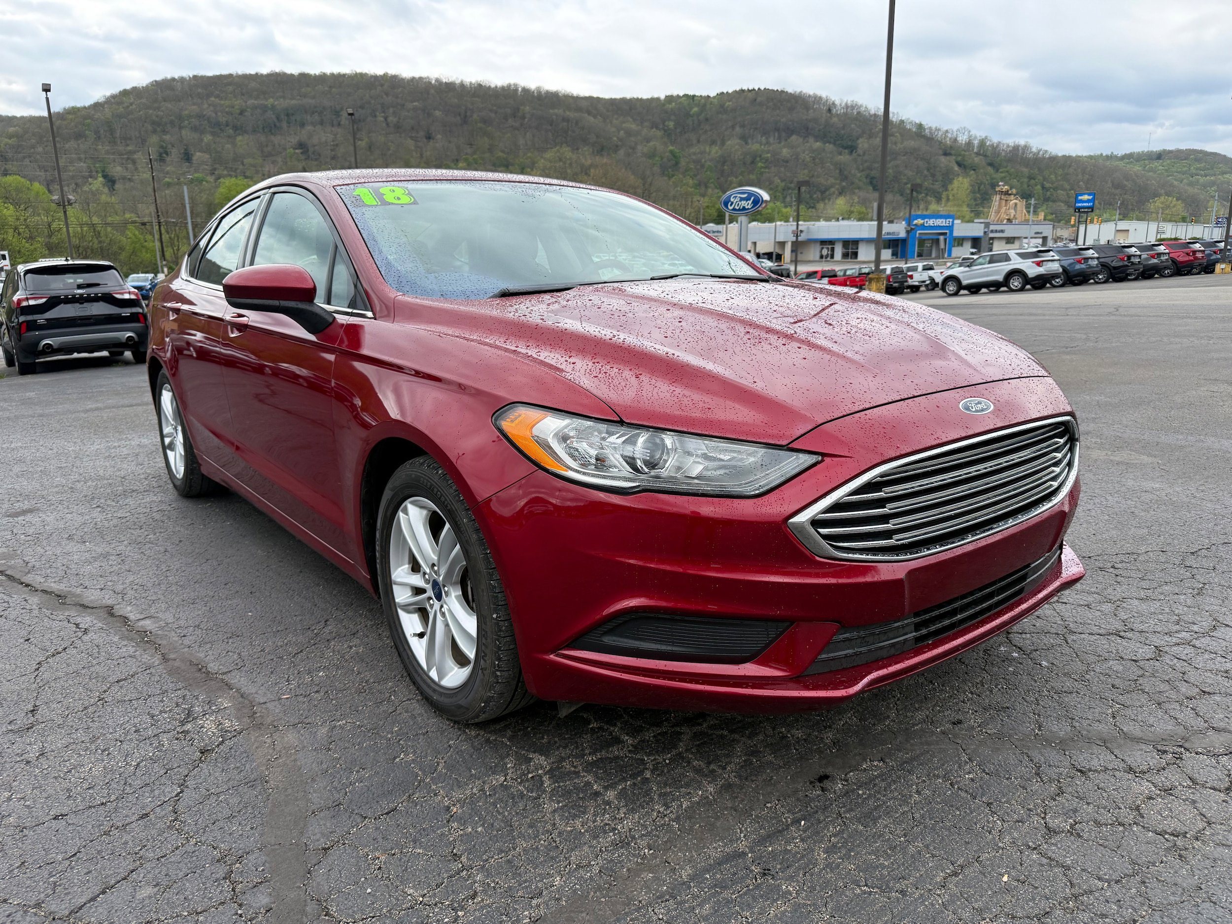 Used 2018 Ford Fusion SE w/ Fusion SE Technology Package FWD video 1