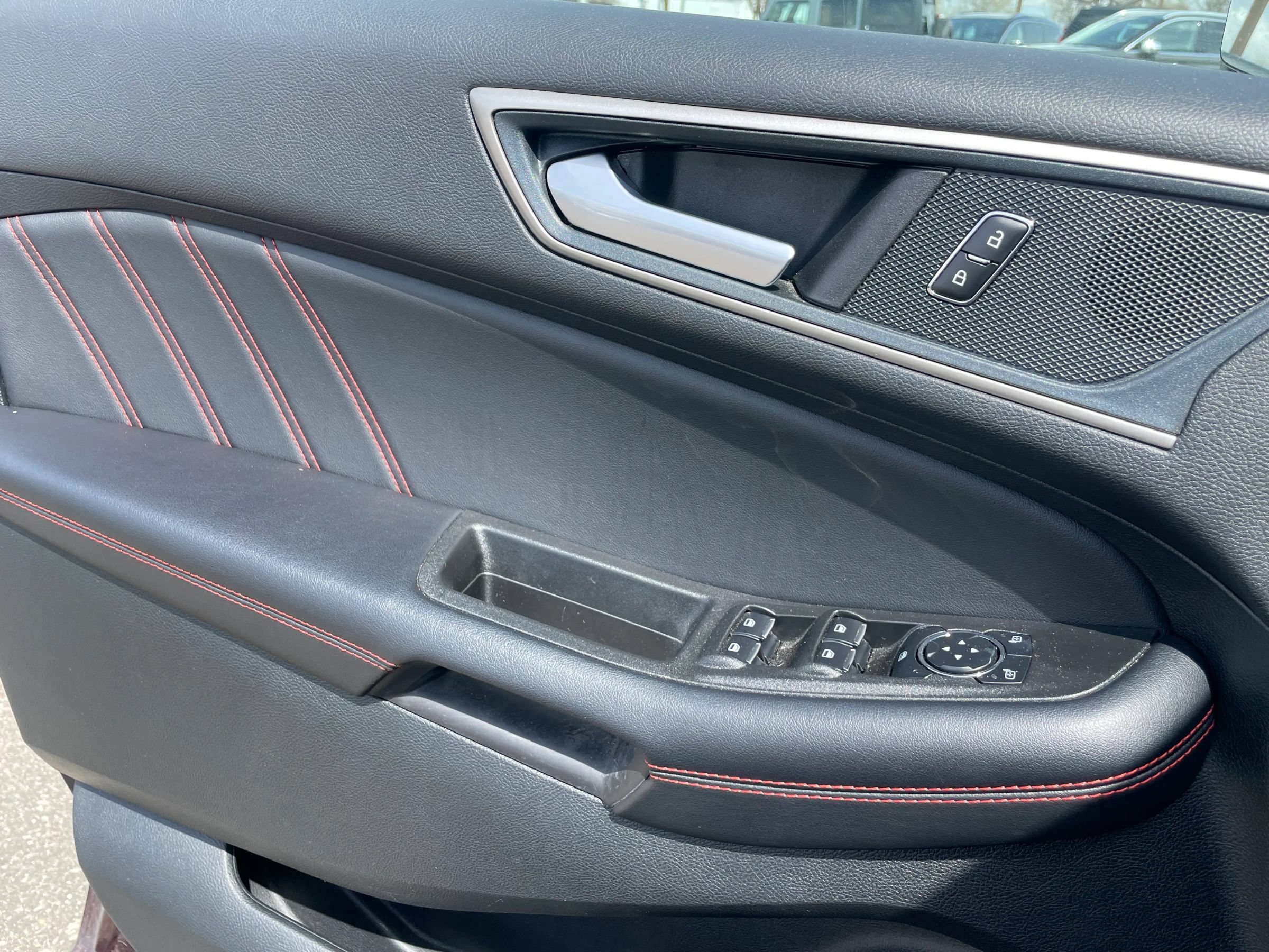 Used 2024 Ford Edge ST-Line AWD/4WD image 29