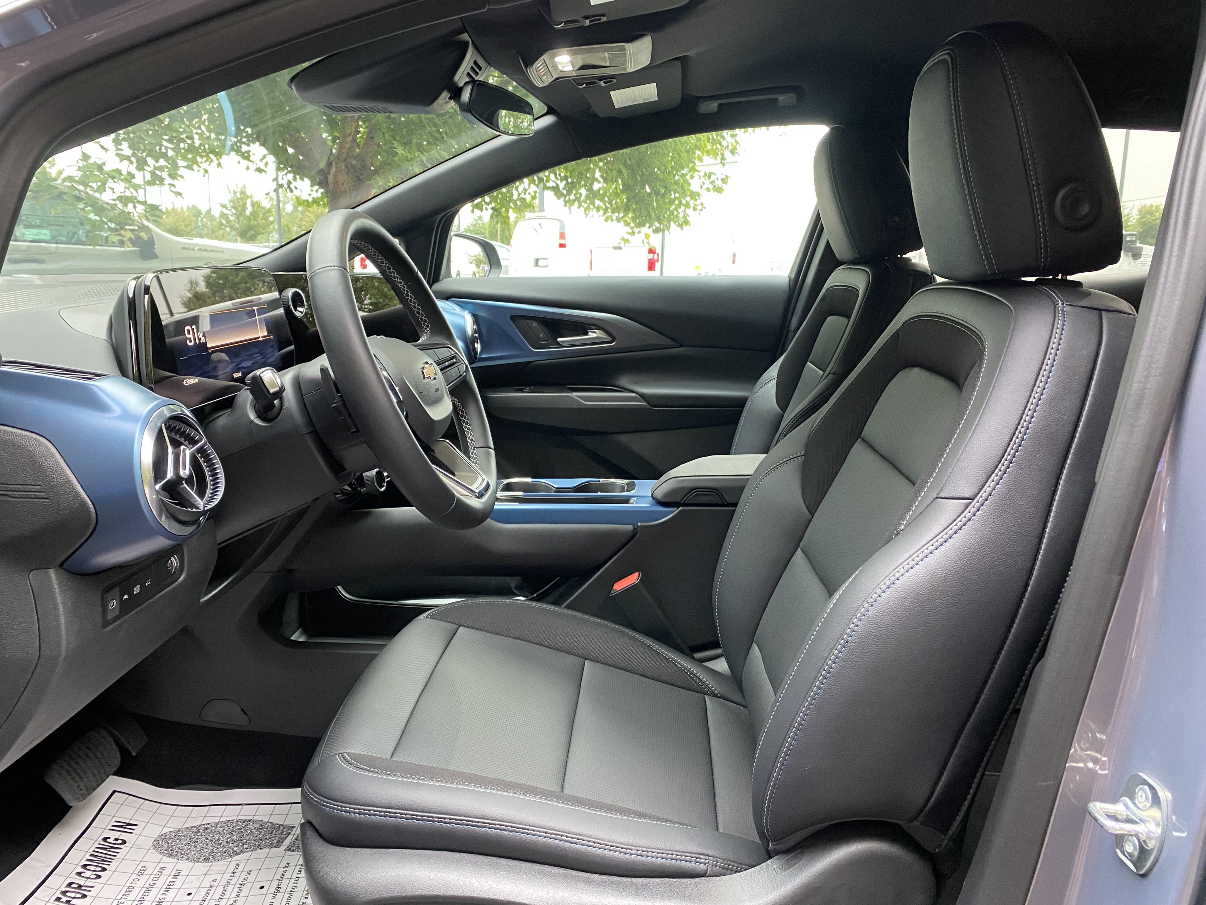 New 2026 Chevrolet Equinox EV LT AWD/4WD image 16