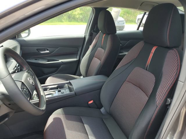 New 2026 Nissan Sentra SR w/ SR All Weather Package FWD image 5