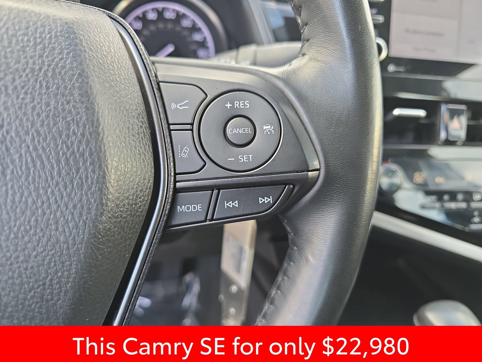 Used 2024 Toyota Camry SE image 23