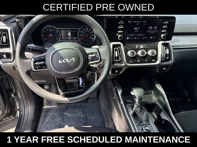 Used 2023 Kia Sorento LX AWD/4WD image 17