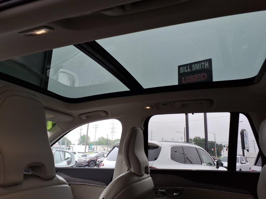 Used 2023 Volvo XC90 B6 Ultimate AWD/4WD image 19