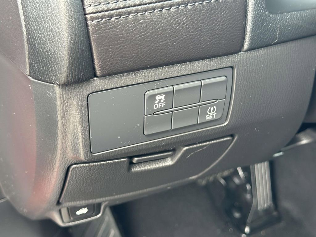 Used 2017 MAZDA MAZDA6 Touring w/ Touring Premium Package image 23