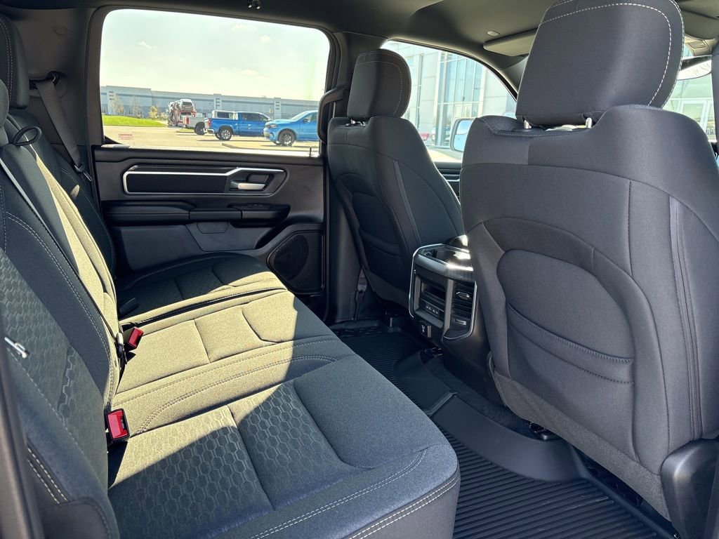 New 2026 RAM 1500 4x4 Crew Cab image 13