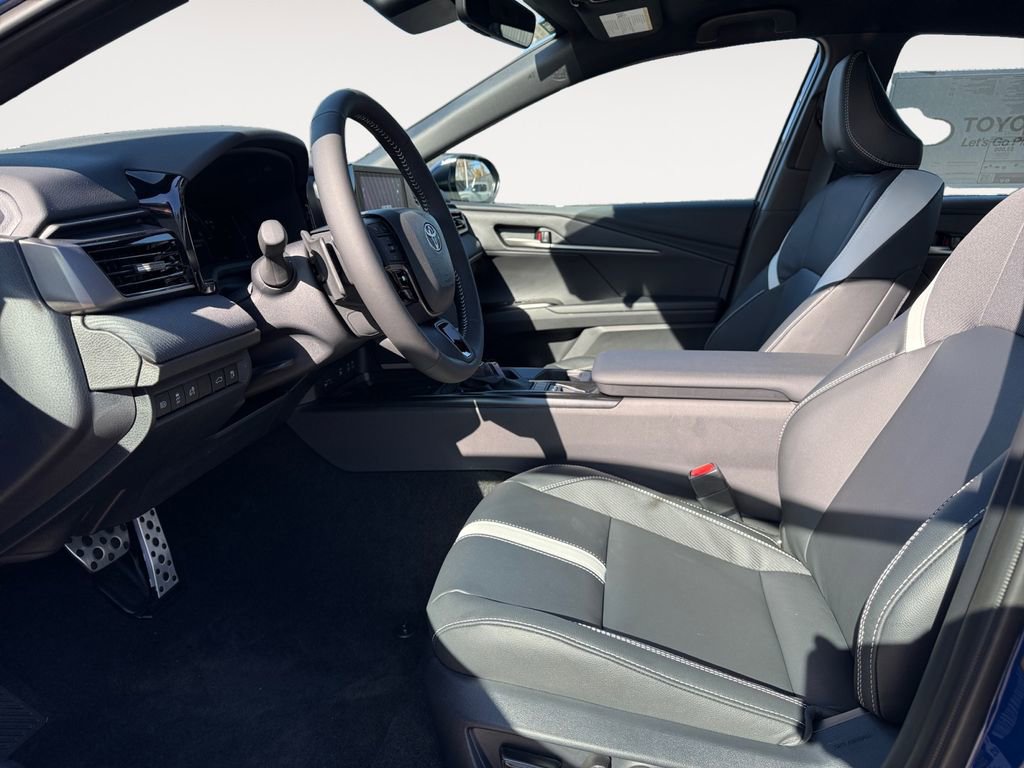 New 2026 Toyota Camry SE image 9