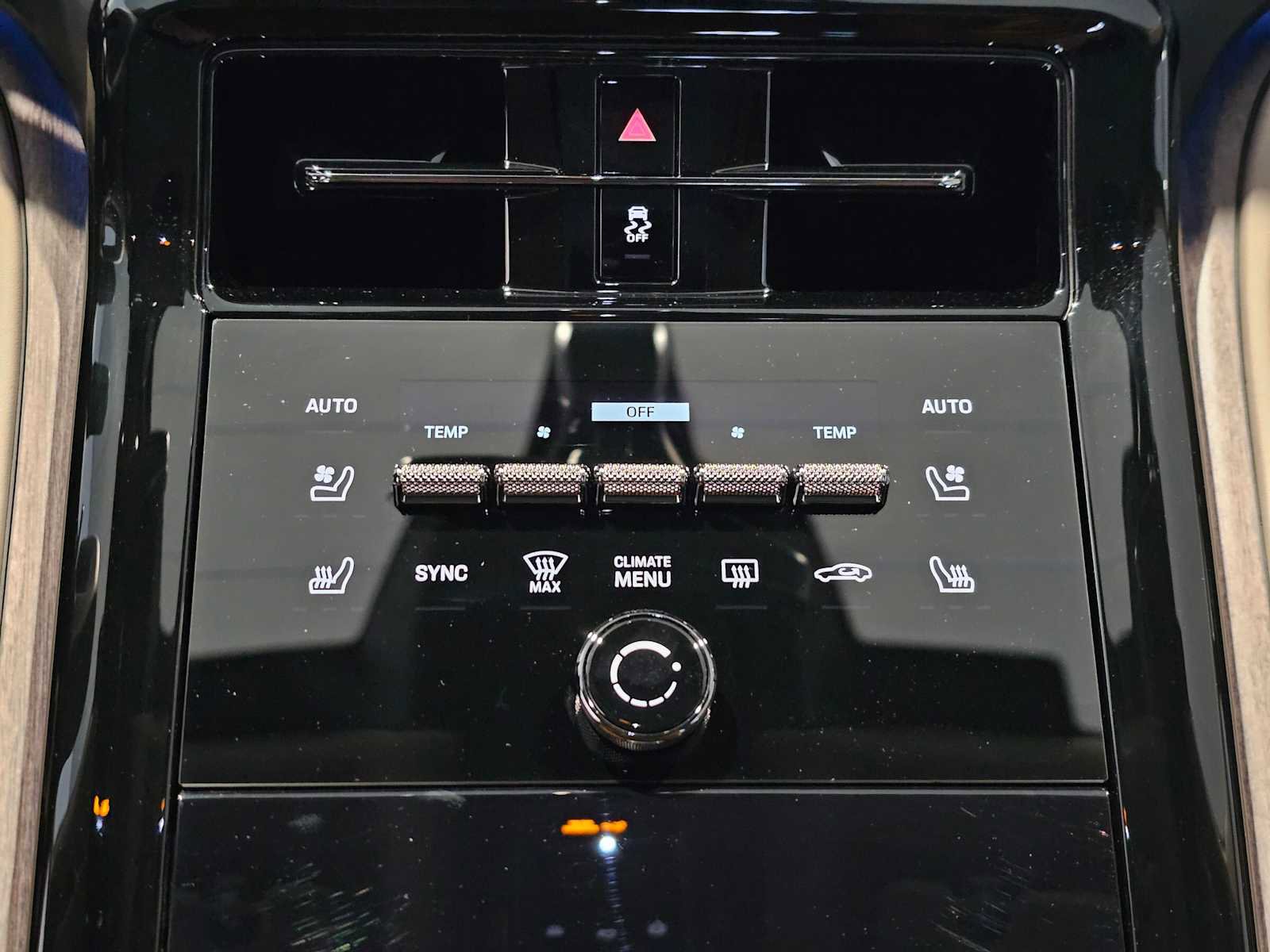 Used 2025 Porsche Panamera 4 image 30