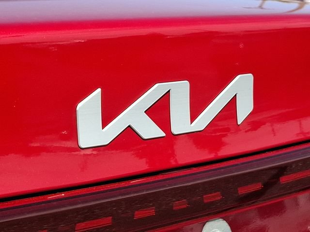 Certified 2023 Kia Forte LXS FWD image 29