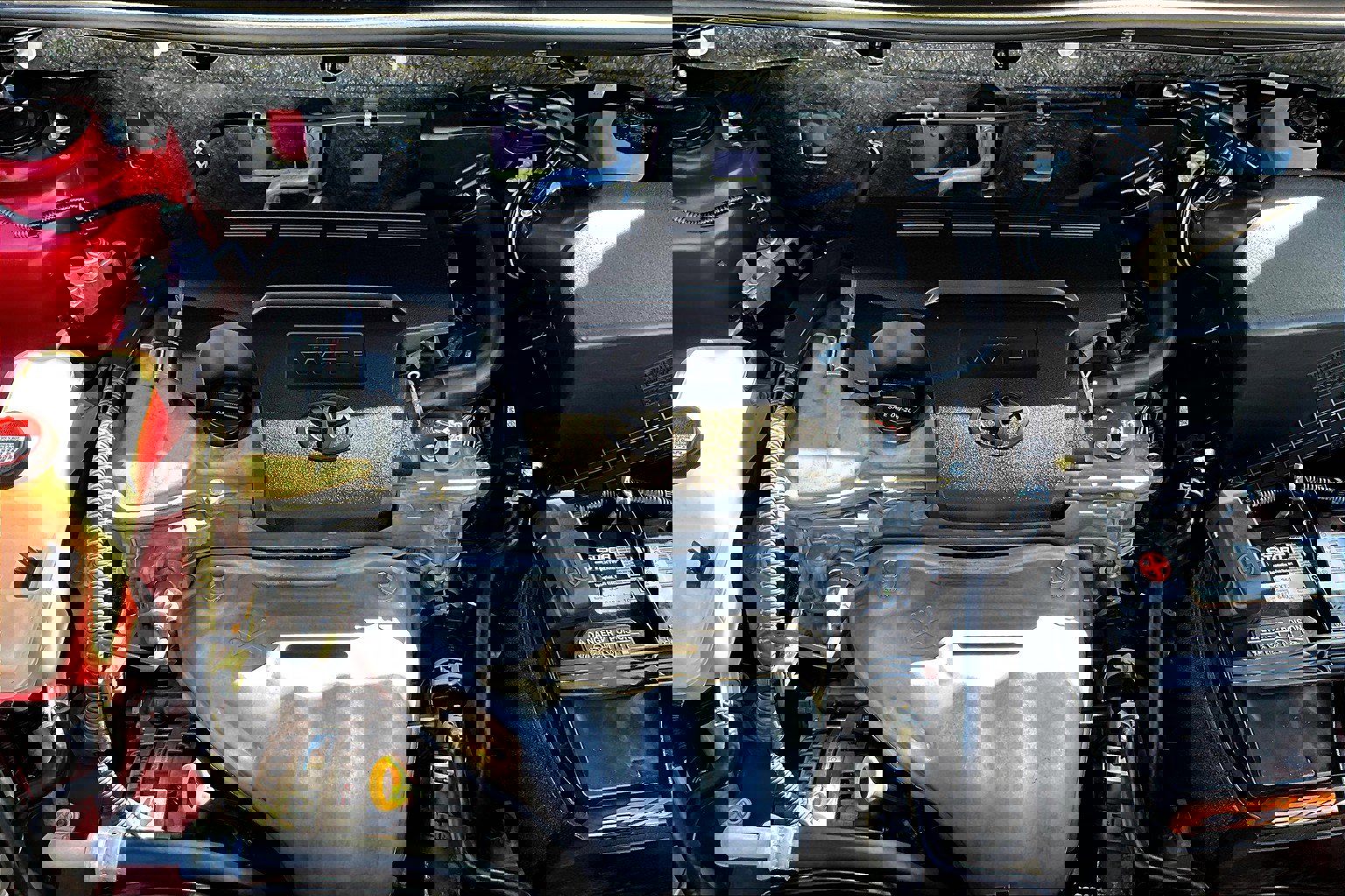 Used 2015 Toyota RAV4 LE image 30