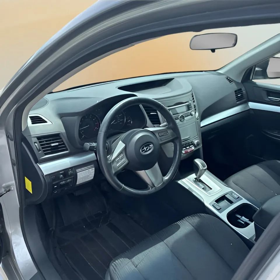 Used 2011 Subaru Legacy 2.5i Premium AWD/4WD image 23