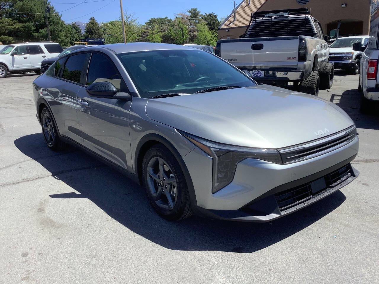 Used 2025 Kia K4 FWD image 6