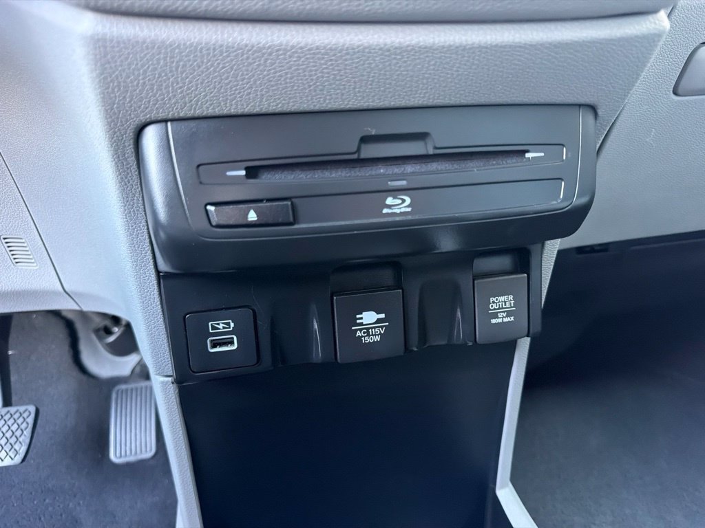 Used 2024 Honda Odyssey Elite image 23