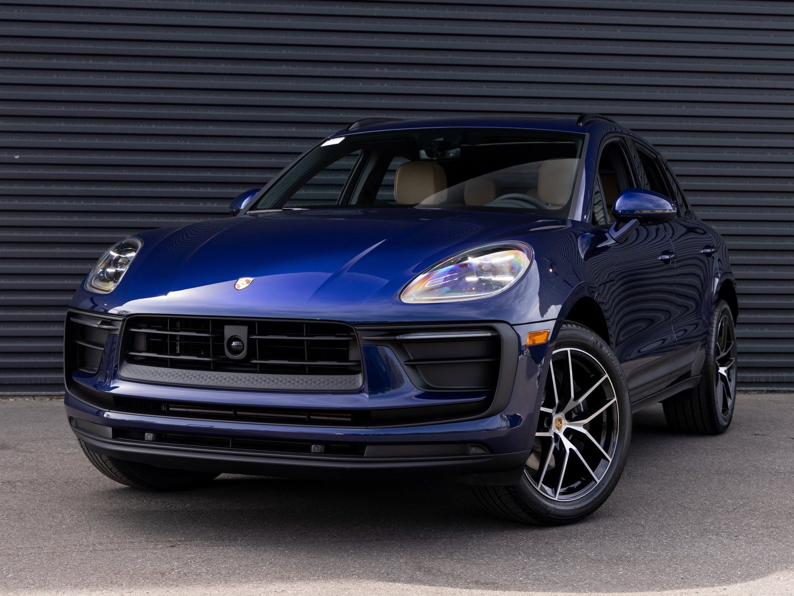 Used 2025 Porsche Macan
