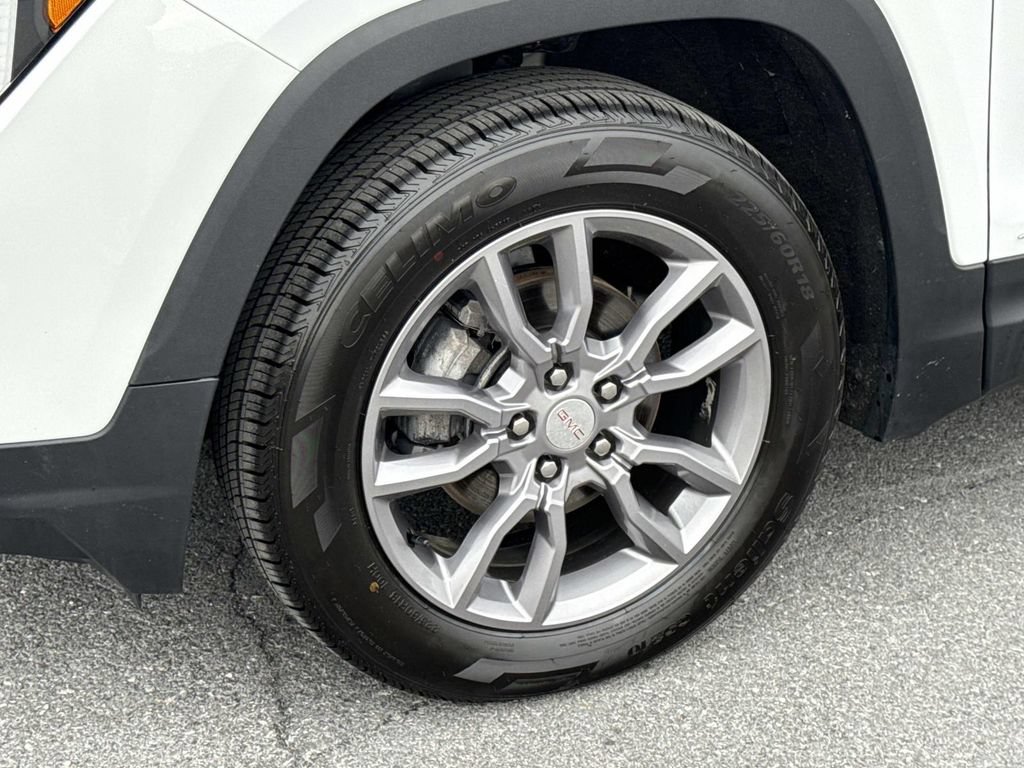 Used 2024 GMC Terrain SLT AWD/4WD image 30