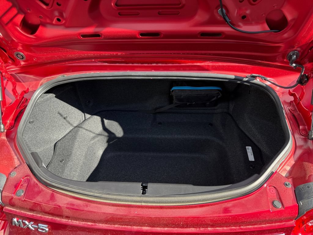 New 2026 MAZDA MX-5 Miata Club w/ Interior Package RWD image 23