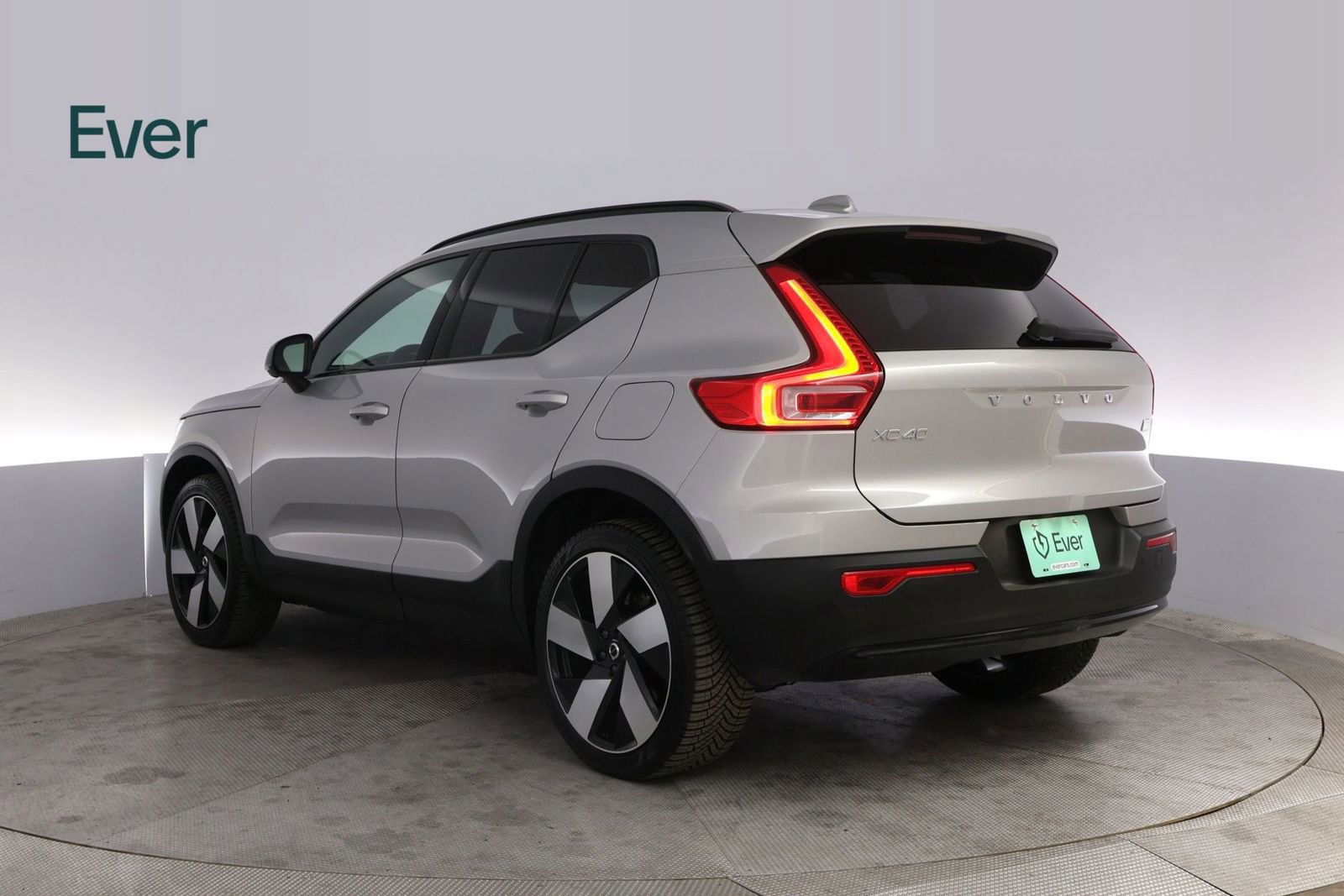 Used 2023 Volvo XC40 Recharge Ultimate AWD/4WD image 24
