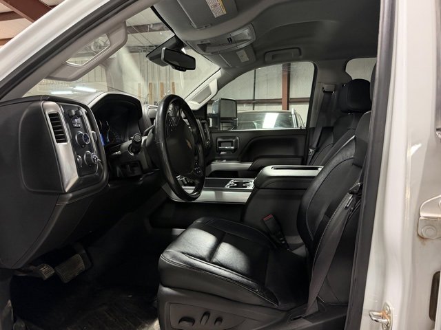 Used 2019 Chevrolet Silverado 2500 LTZ w/ Duramax Plus Package image 9