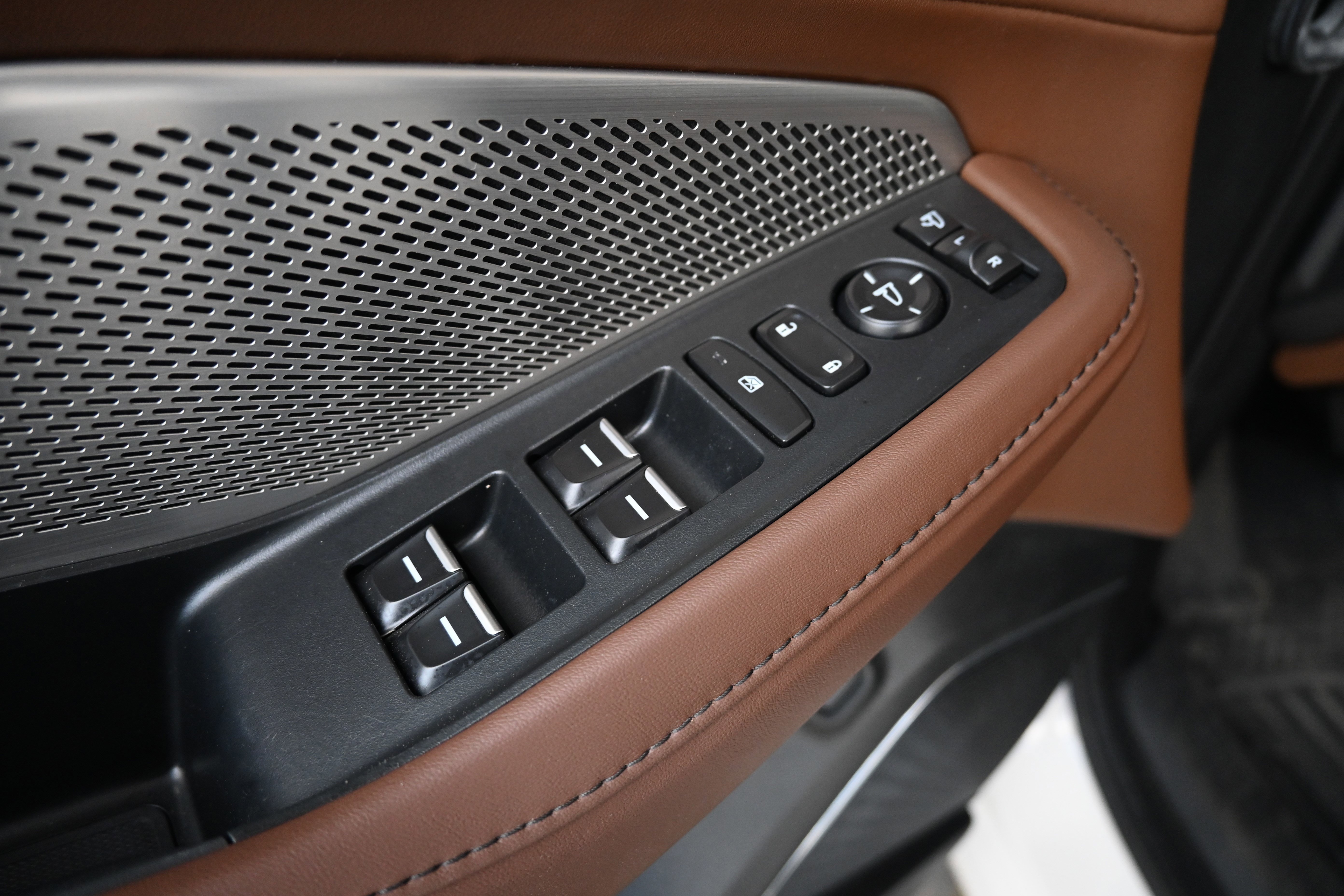 Used 2023 Acura MDX FWD w/ Technology Package image 17