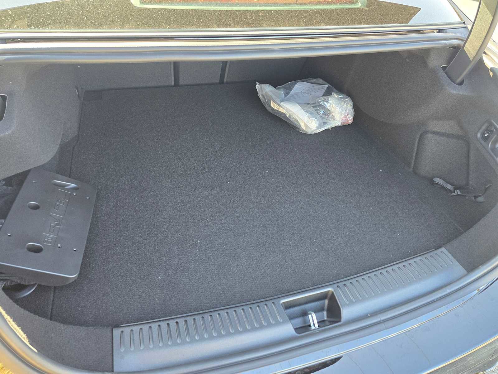 New 2026 Mercedes-Benz E 53 AMG e 4MATIC Sedan image 17