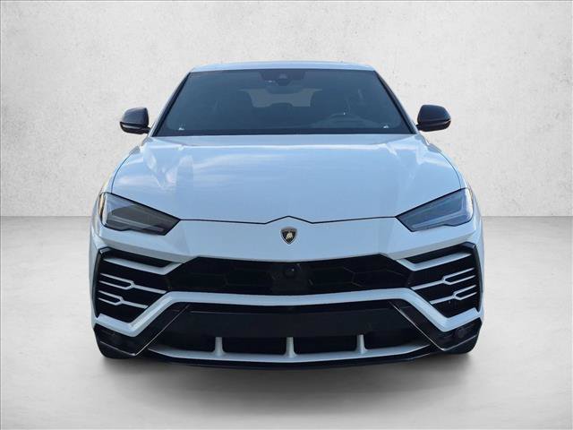 Used 2019 Lamborghini Urus AWD/4WD image 2
