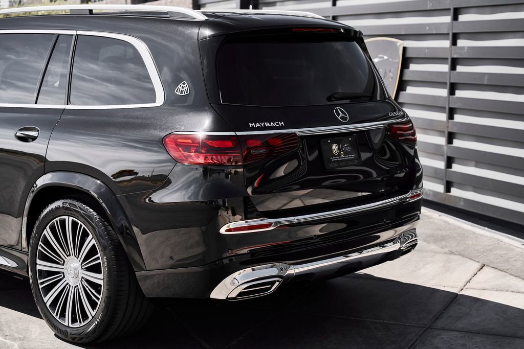 Used 2026 Mercedes-Benz Maybach GLS 600 4MATIC image 11