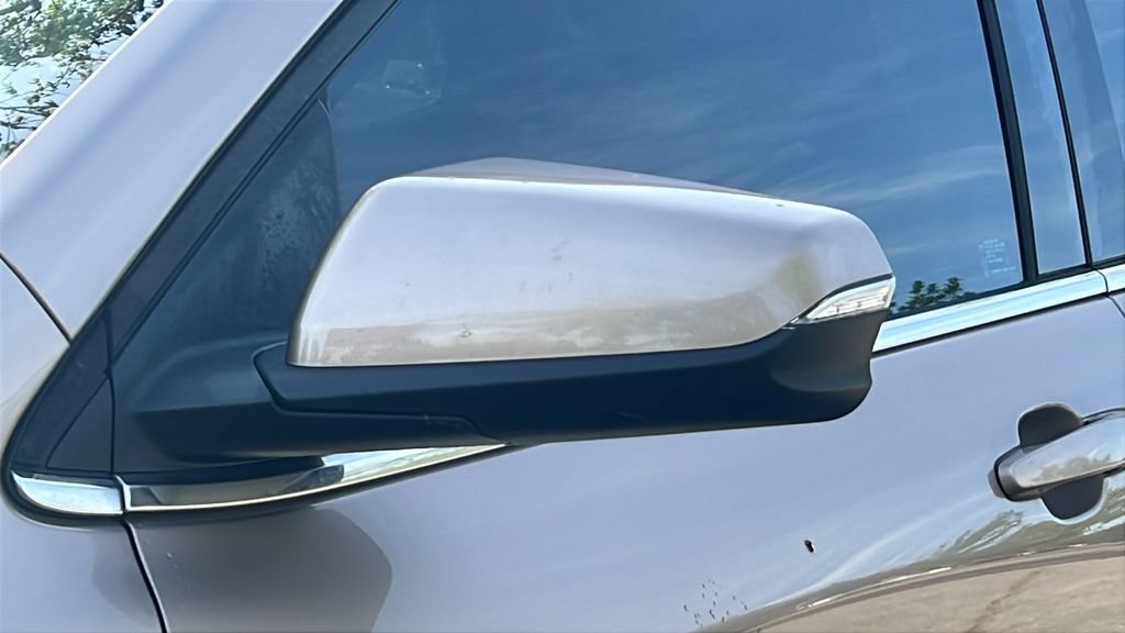Used 2018 Chevrolet Equinox LT w/ Sun & Infotainment Package FWD image 27