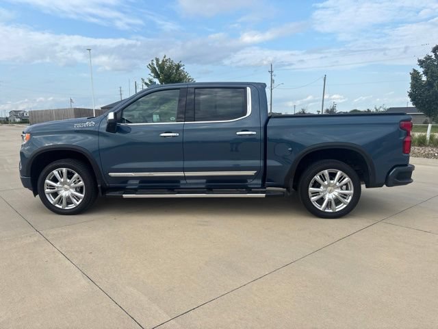 Used 2024 Chevrolet Silverado 1500 High Country w/ High Country Premium Package AWD/4WD image 44