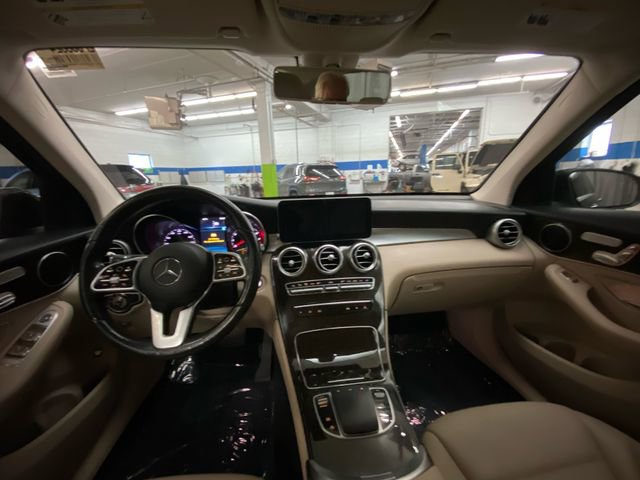 Used 2020 Mercedes-Benz GLC 300 4MATIC image 26