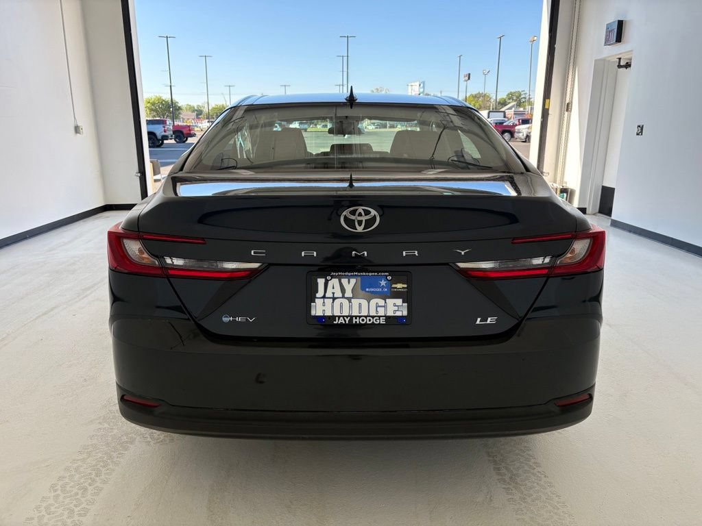 Used 2025 Toyota Camry LE FWD image 19