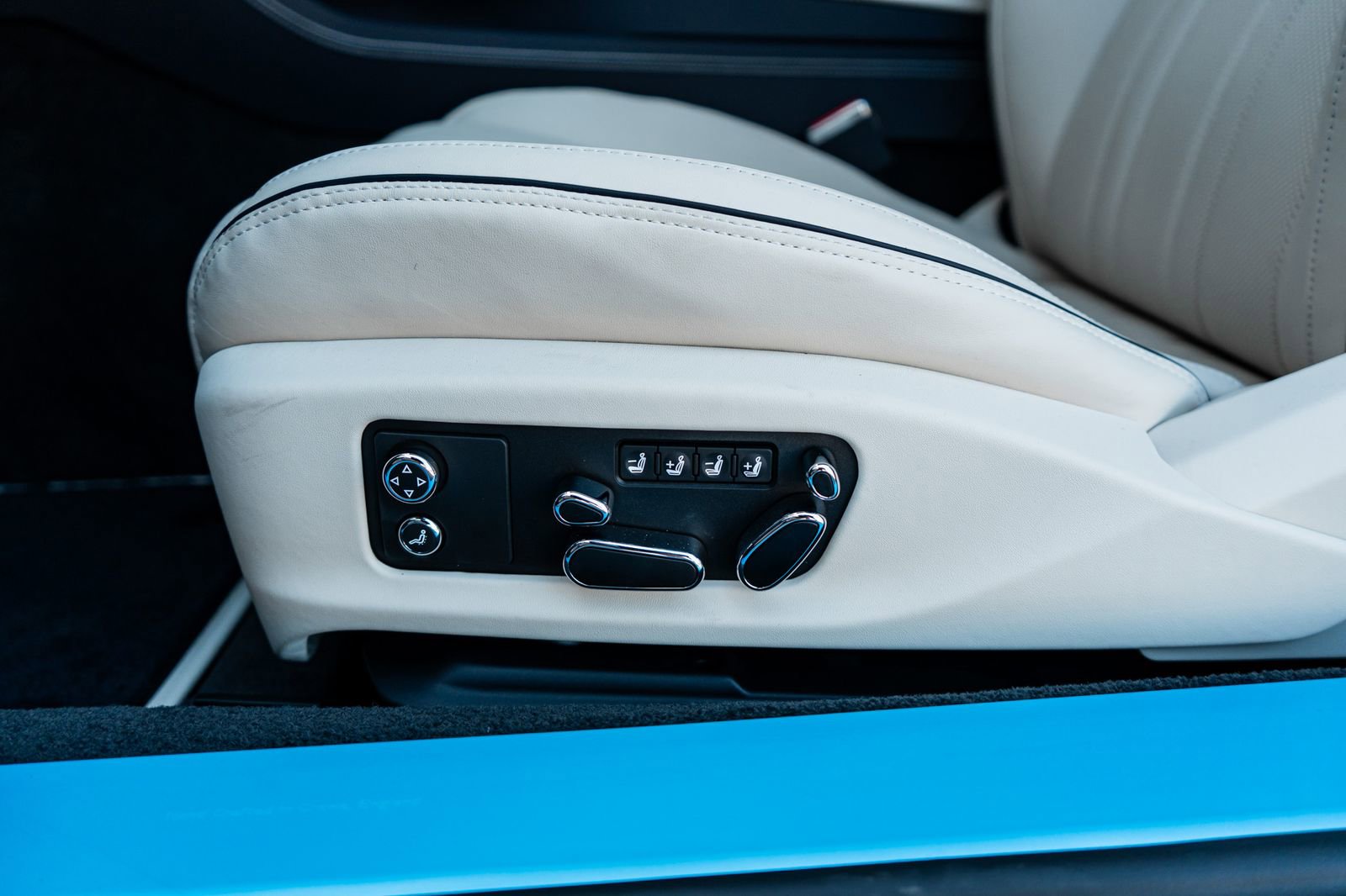 New 2026 Bentley Continental GT AWD/4WD image 26