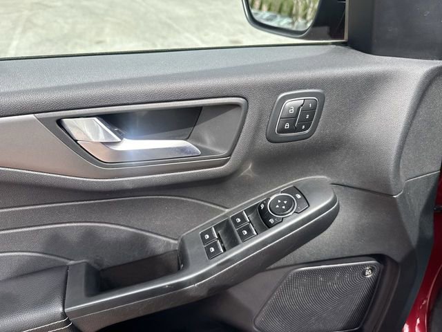 Used 2023 Ford Escape Active w/ Tech Pack #2 FWD image 13