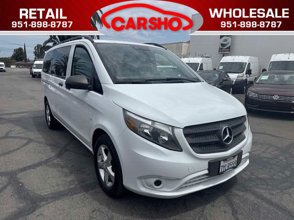 Used 2016 Mercedes-Benz Metris Passenger image 1