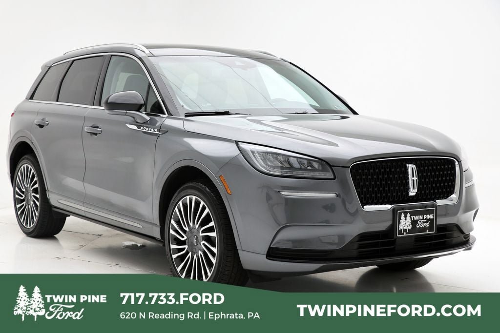 Used 2022 Lincoln Corsair AWD w/ Premium Package image 1