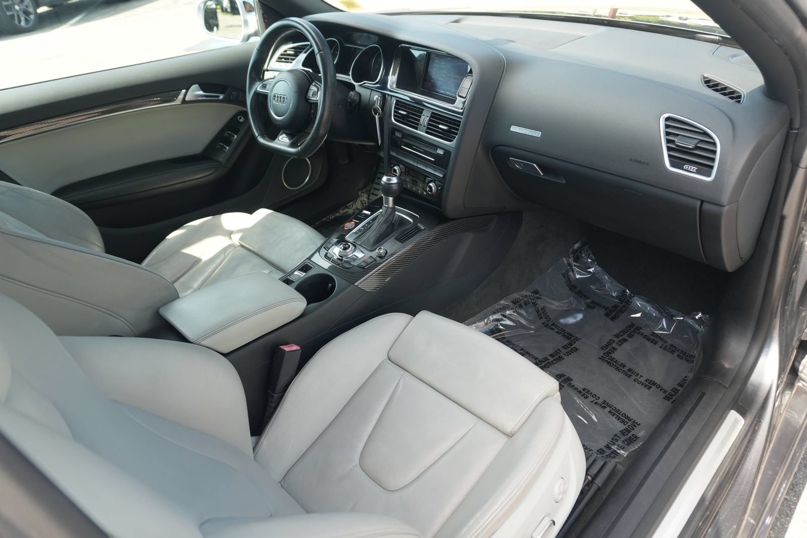 Used 2014 Audi RS 5 Cabriolet AWD/4WD image 30