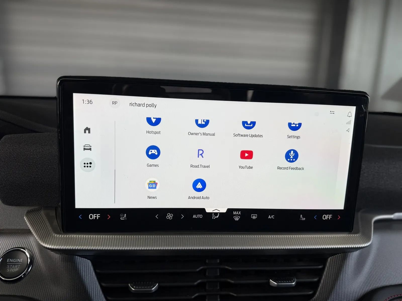 Used 2025 Ford Explorer ST image 34