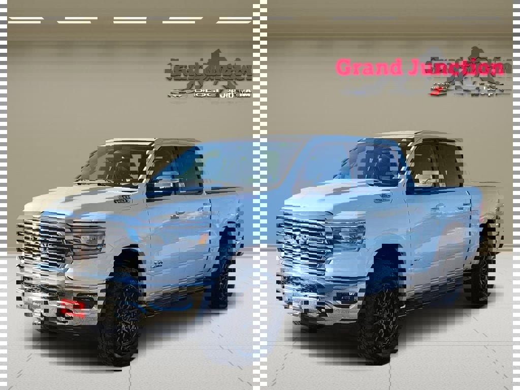 Used 2019 RAM 1500 Laramie image 2